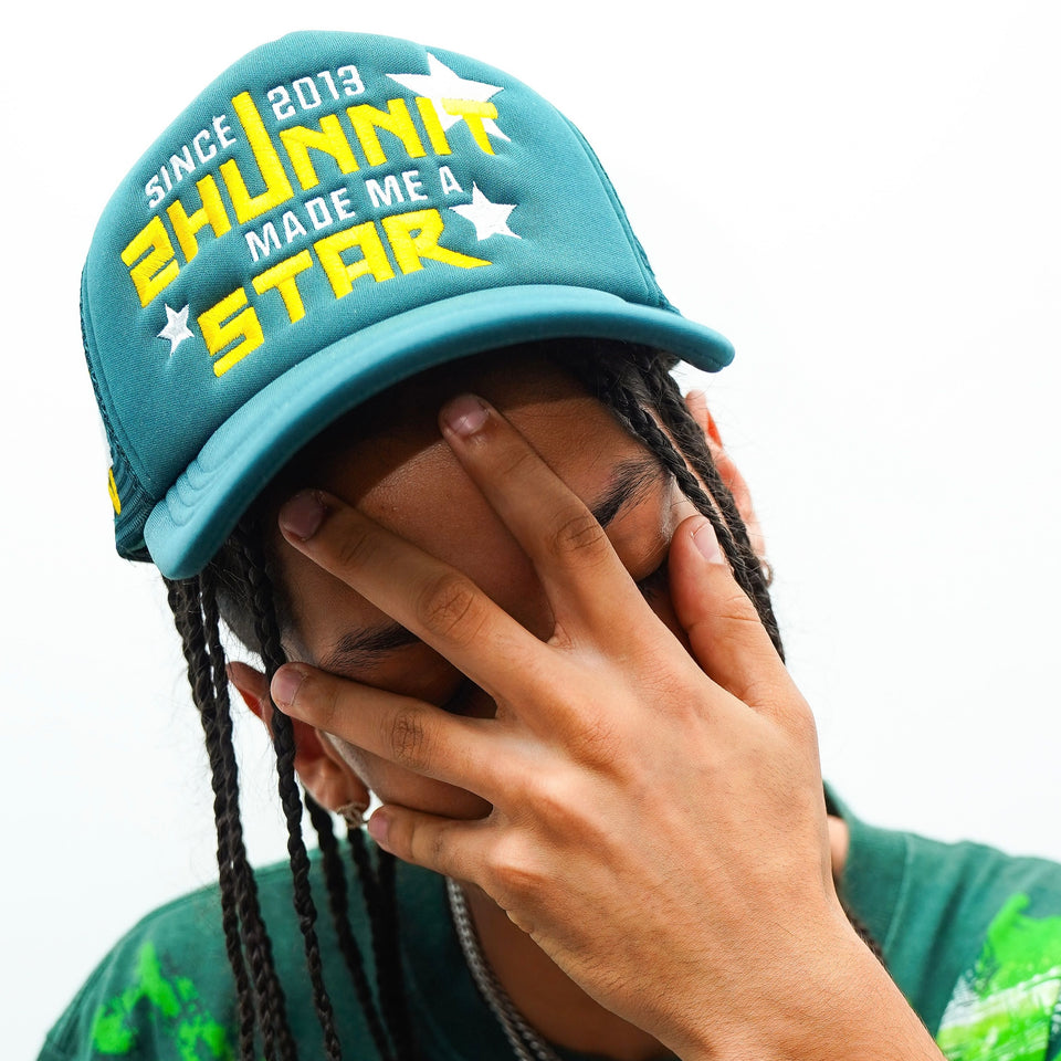 2HUNNIT “MADE ME A STAR” TRUCKER HAT